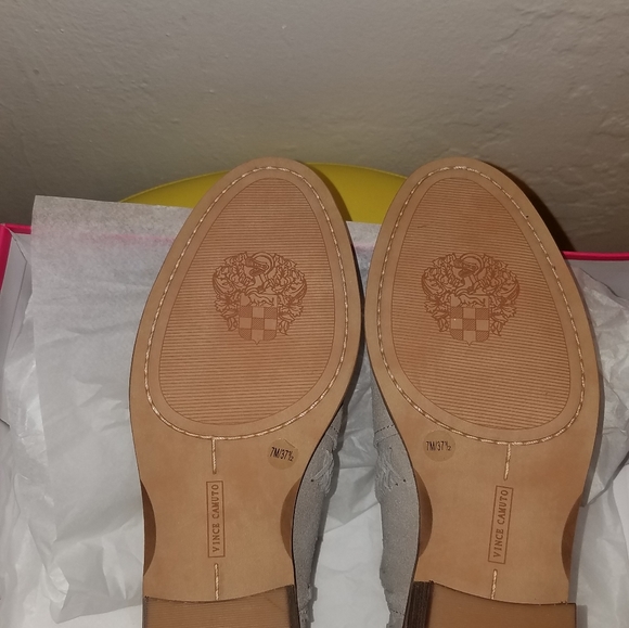 Vince Camuto PRESITA/NIB***Size 7***CEMENT - Picture 5 of 7